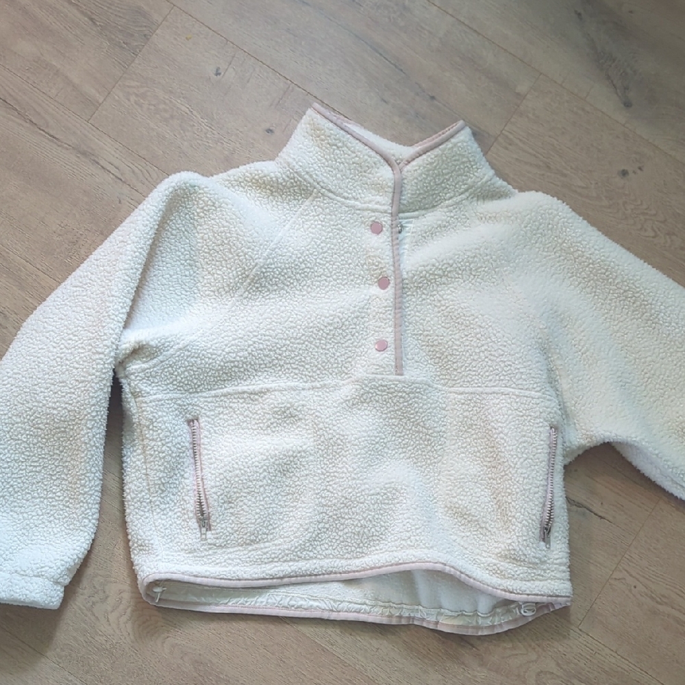 Cozy Cream Sherpa Pullover